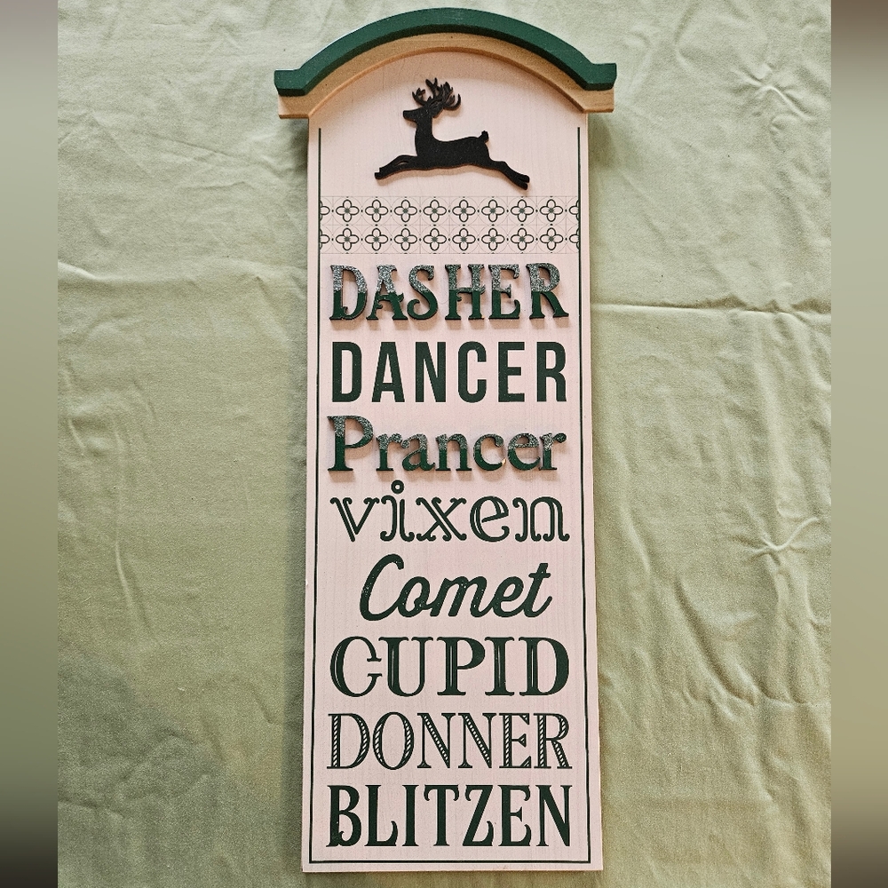 New Green/Cream Christmas Ashland Holiday Pines Wall Decor Eight Reindeer Names